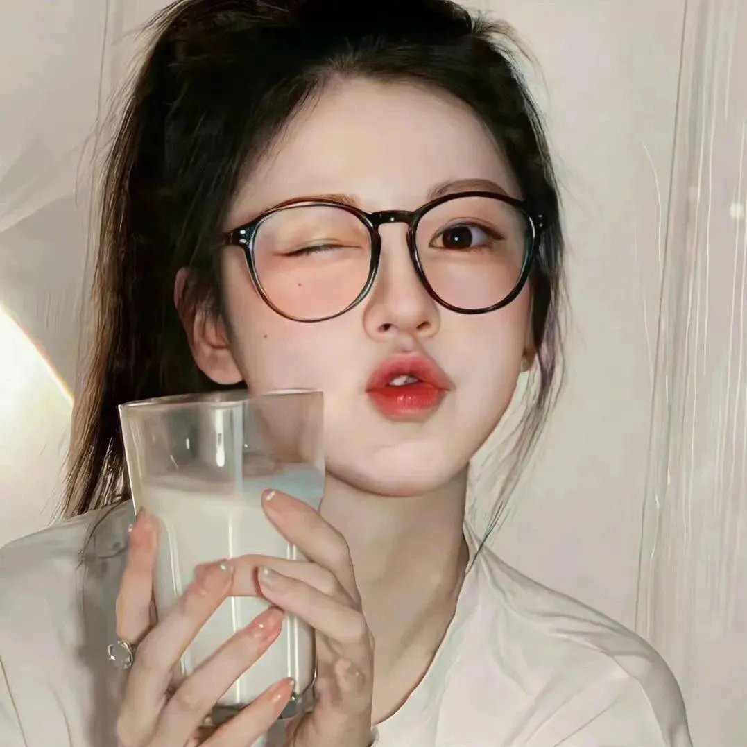 村主任和他的女友